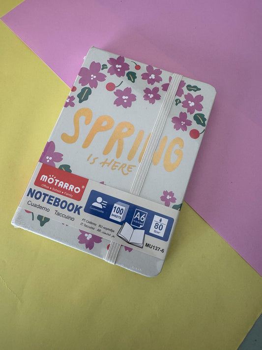 Cuaderno de notas A6 Brena MÖTARRO con diseño floral primaveral, banda elástica y 100 hojas de papel de 80g