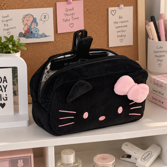 Neceser Brena de pana negra con diseño de gatito, bordados rosas y lazo 3D, ideal para organizar maquillaje.