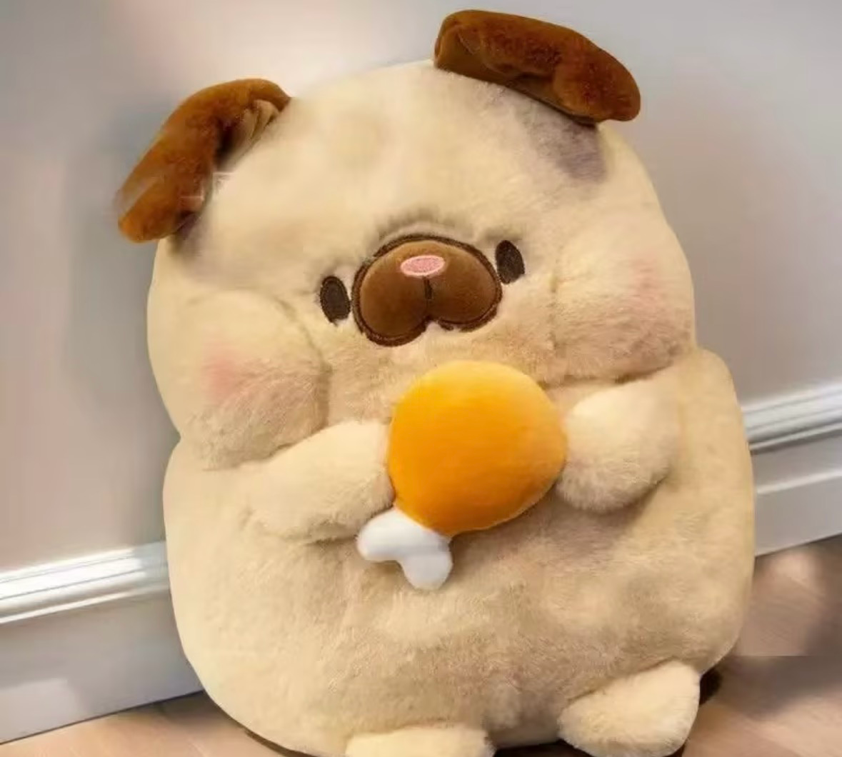 Peluche de Cachorro Pug con Pata de Pollo - Muñeco Suave Kawaii para Regalo